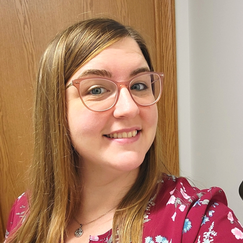 Meet your Posher, Malinda